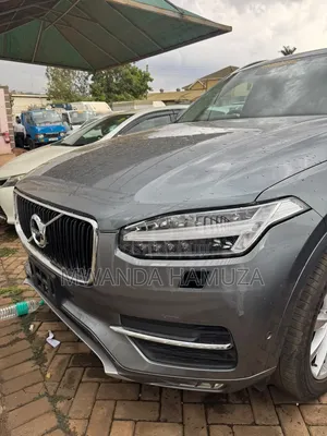 Volvo XC90 2019 Silver