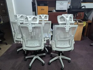 Headrest Office Chairs// Boardroom Chairs// Adjustable Height