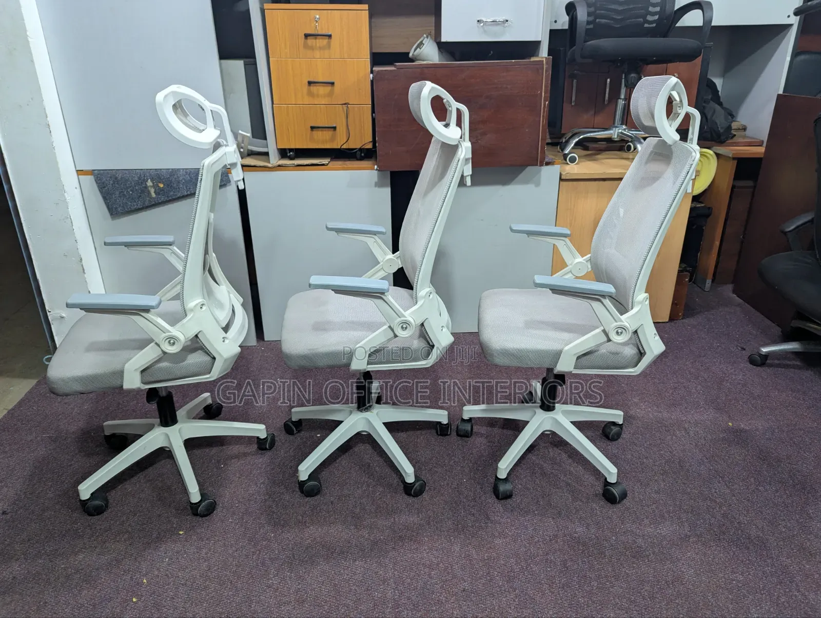Office Chairs// Office Furniture Readily Available With Headeest