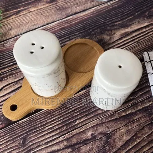 CakeMatters Classic Porcelain Salt and Pepper Shakers for Table