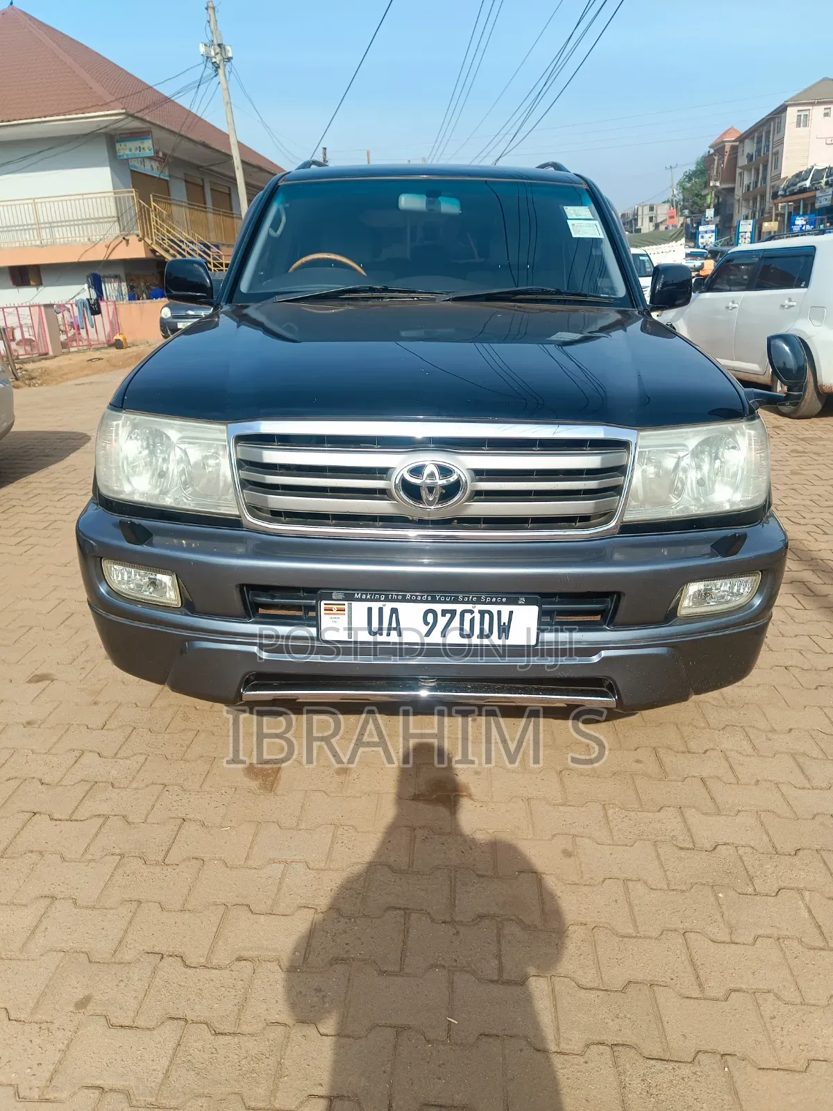 Toyota Land Cruiser Cygnus 4.7 2006 Black