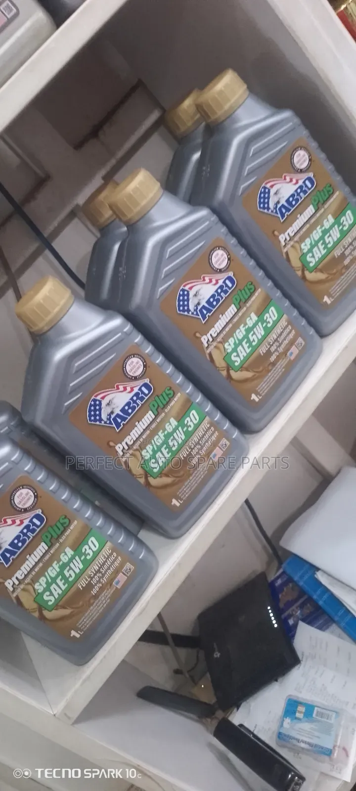 1ltr Petrol Engine Oil 5w 30 Original in Stock