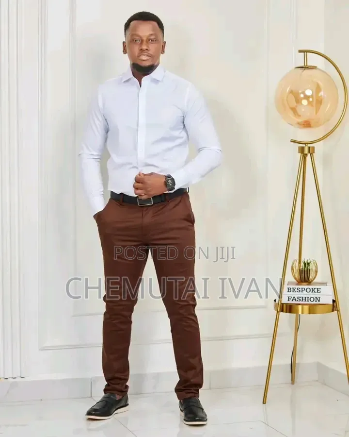 Men Khaki Trousers