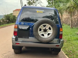 Toyota Land Cruiser Prado 2003 Blue