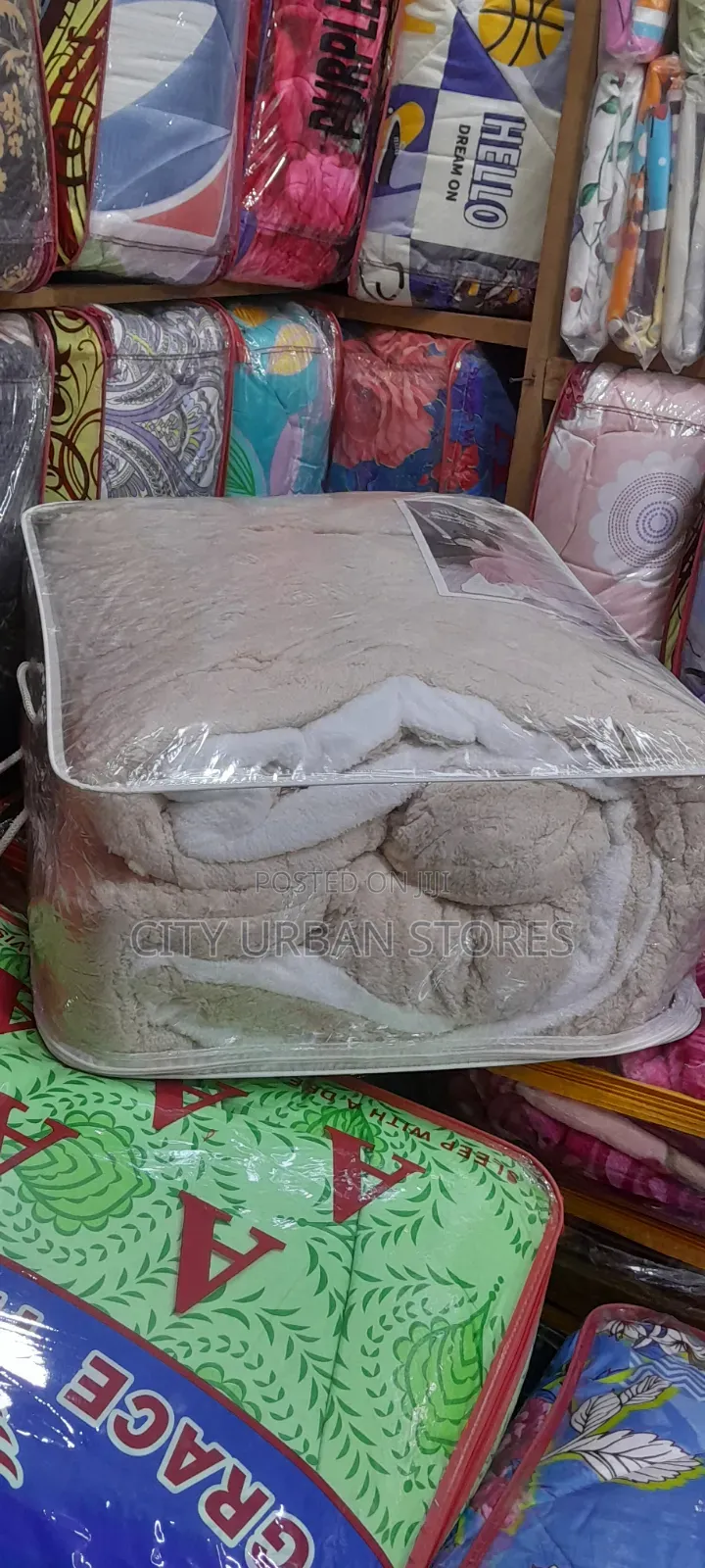 Creamy Velvet 5x6 Duvet