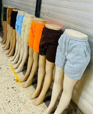Ladie’s Sweater Shorts