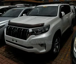 Toyota Land Cruiser Prado 2.8 2017 White