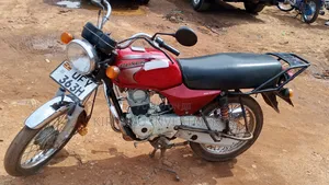 Bajaj Boxer 100 2020 Red