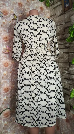 Women Office and Church Dresses Available in Medium Size
