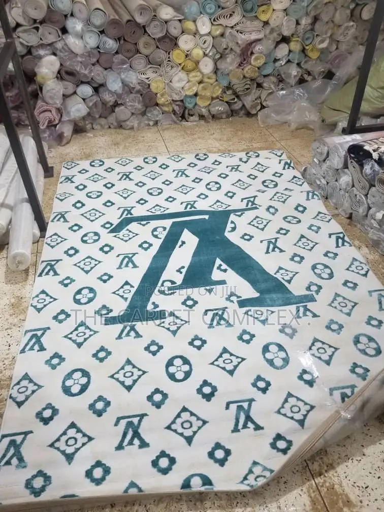 Centre Rugs Each