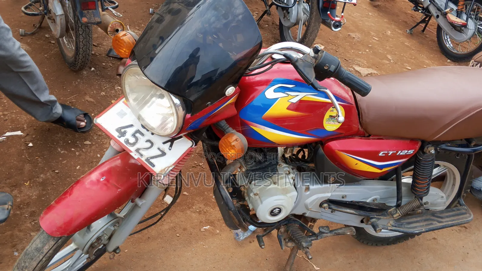 Bajaj CT 125X 2021 Red