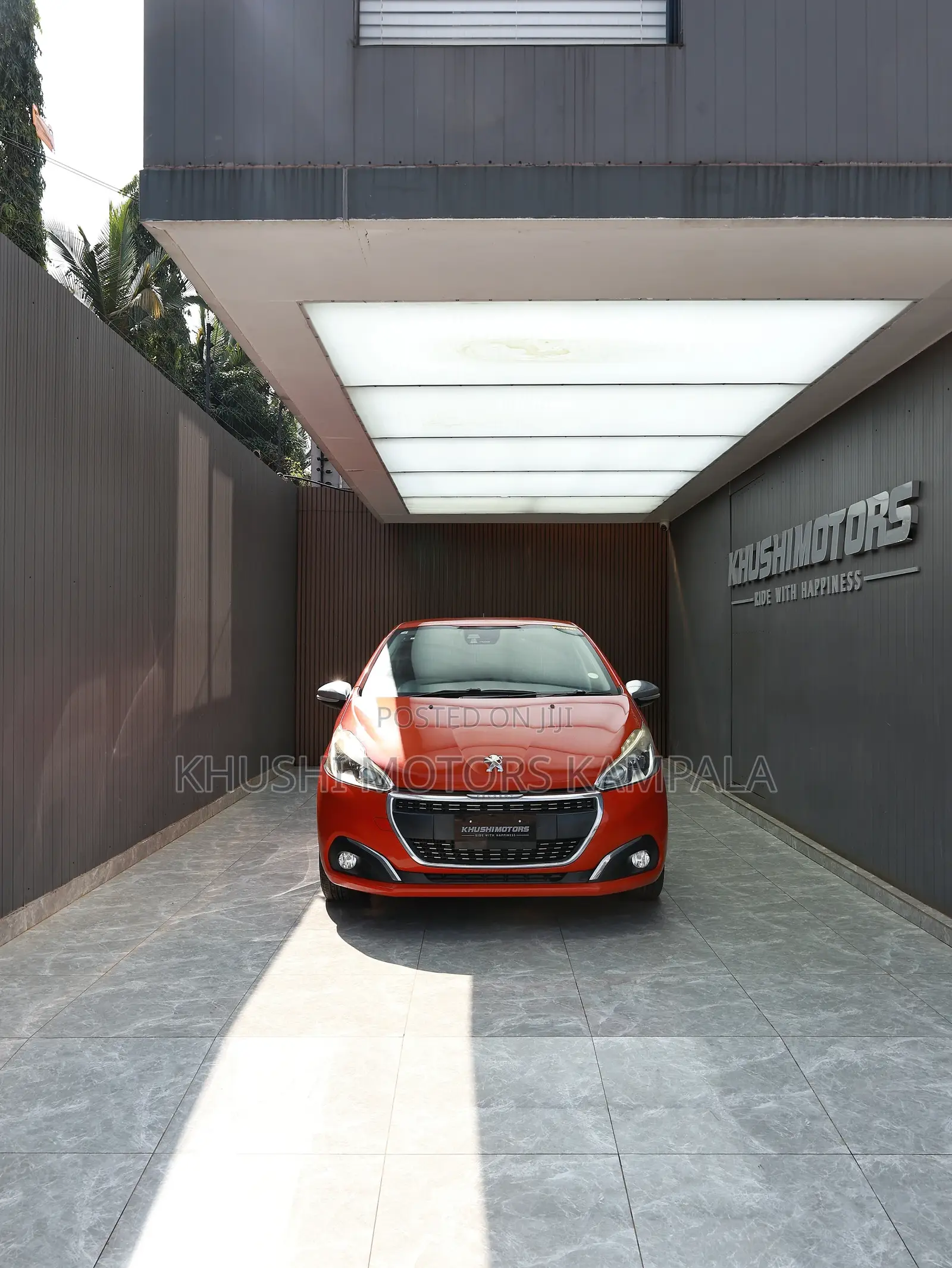 Peugeot 208 2016 Red