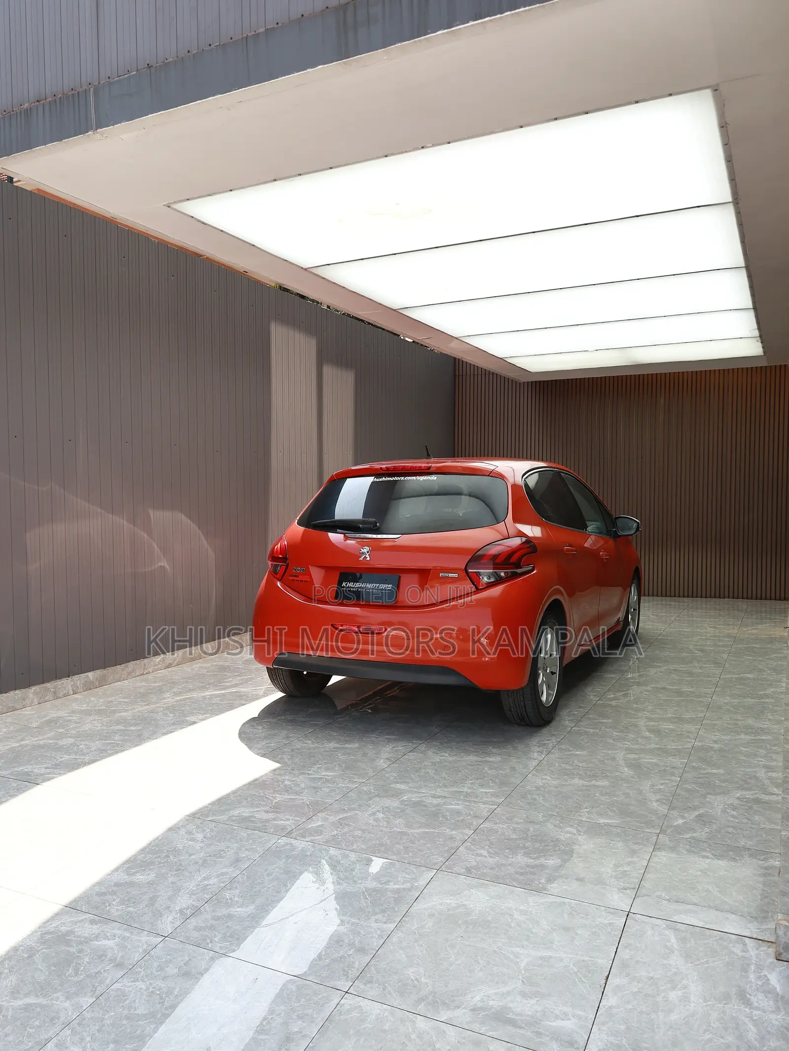 Peugeot 208 2016 Red