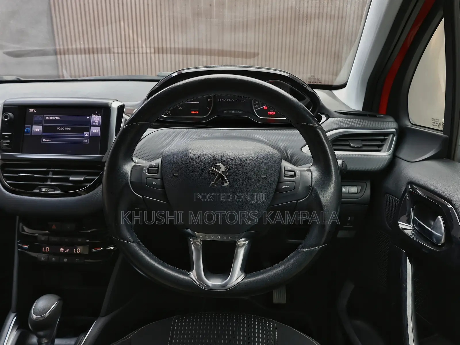 Peugeot 208 2016 Red
