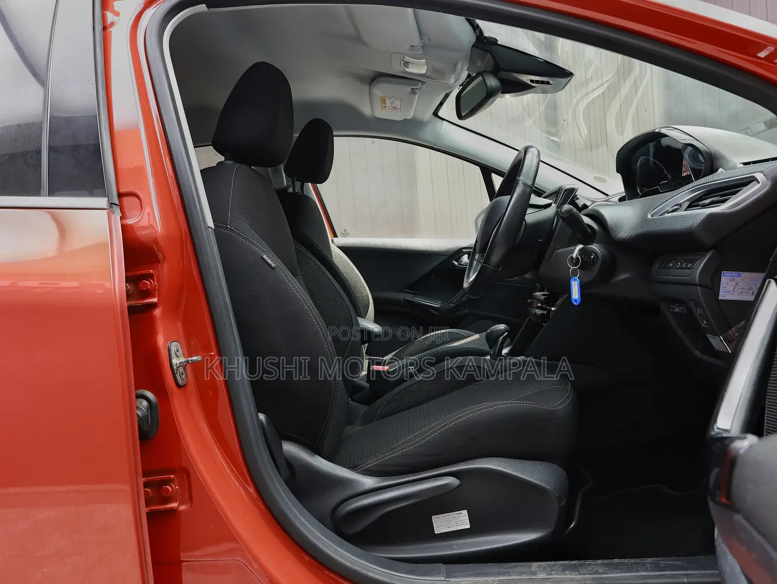 Peugeot 208 2016 Red