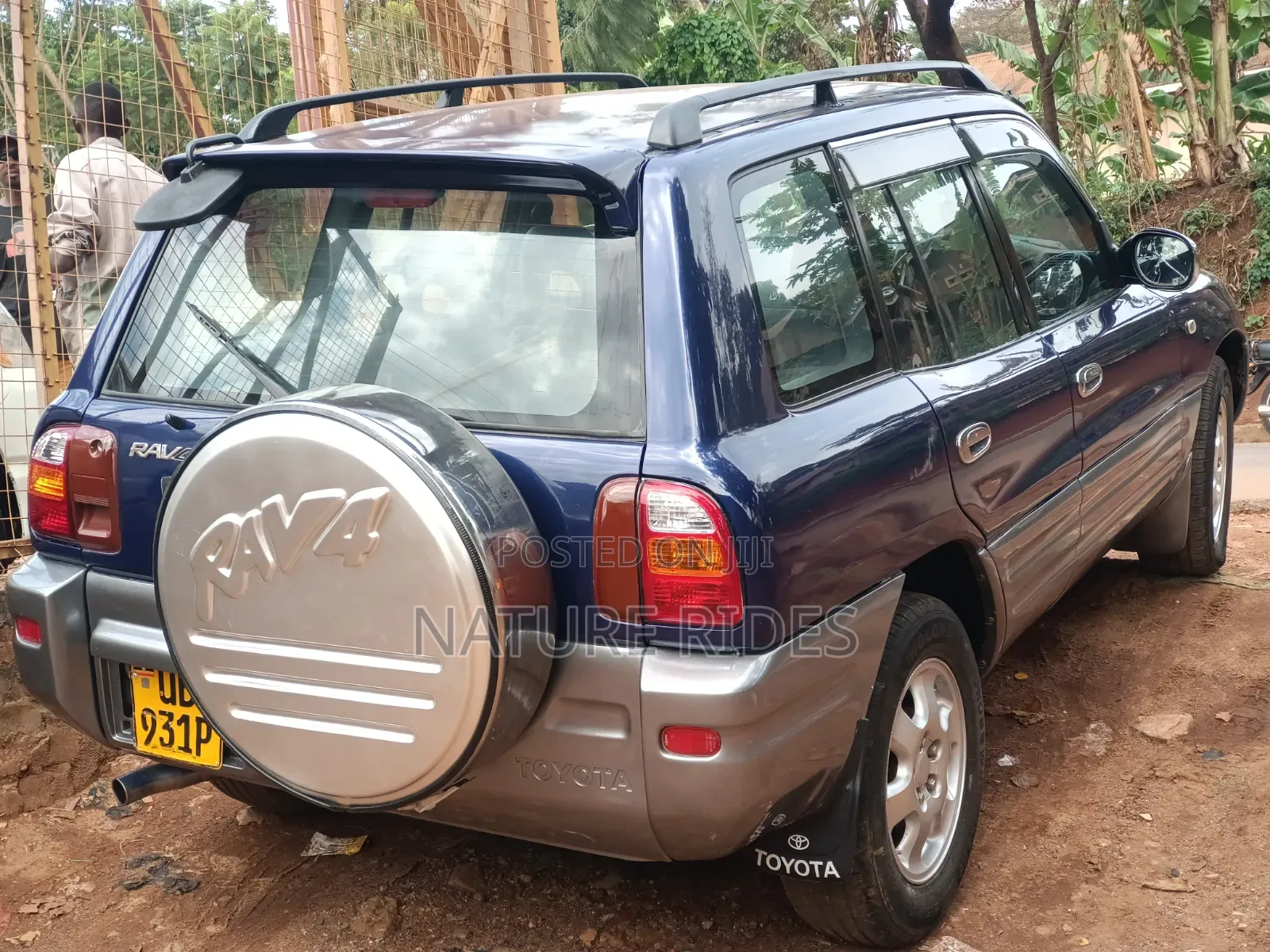 Toyota RAV4 Automatic 2000 Blue