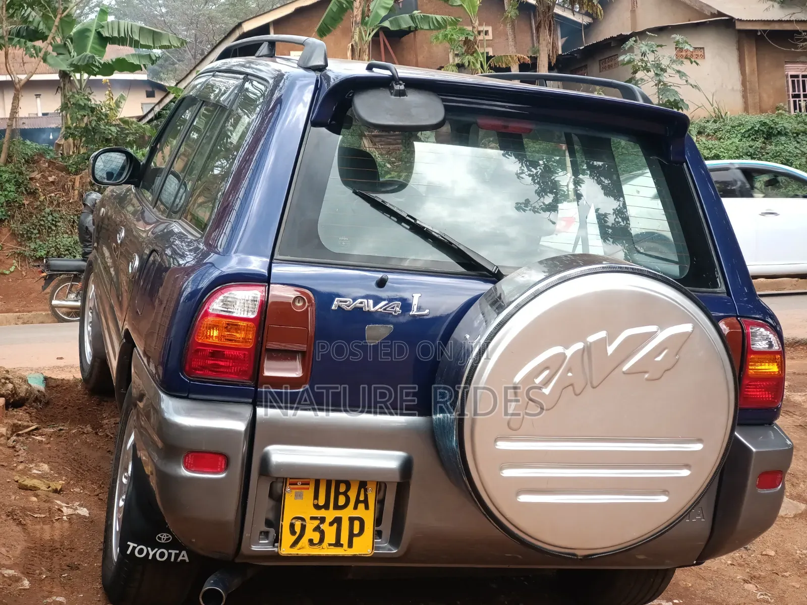 Toyota RAV4 Automatic 2000 Blue