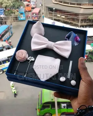 Gentle Deluxe Bowtie Set