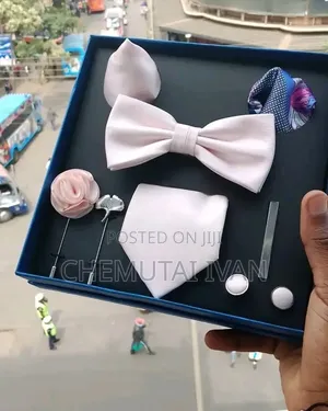 Gentle Deluxe Bowtie Set