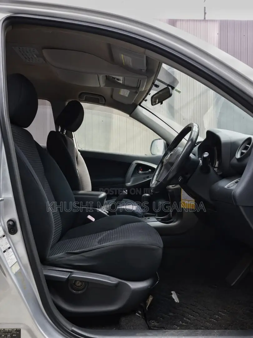 Toyota Vanguard 2009 Silver