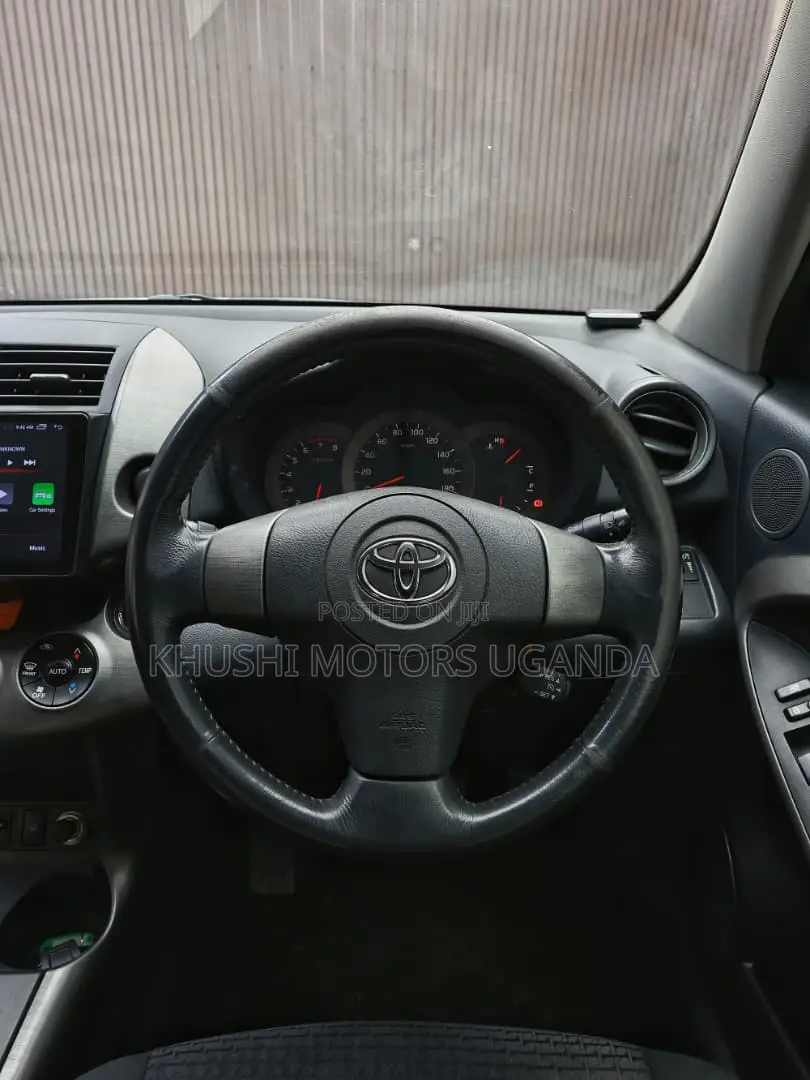 Toyota Vanguard 2009 Silver