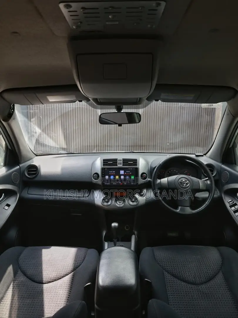 Toyota Vanguard 2009 Silver