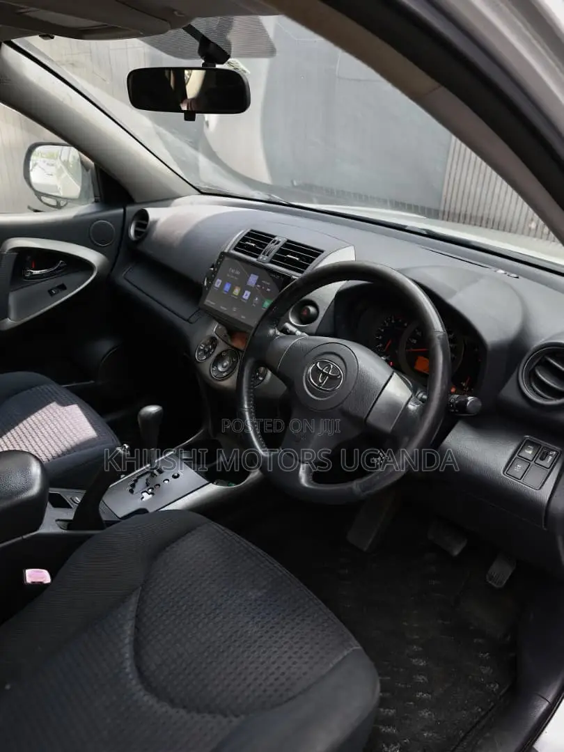 Toyota Vanguard 2009 Silver