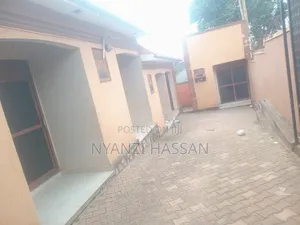 1bdrm House in Addy Mwasigwa Street, Rubaga for sale