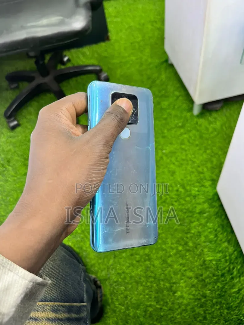 Tecno Camon 16 Pro 128 GB Silver