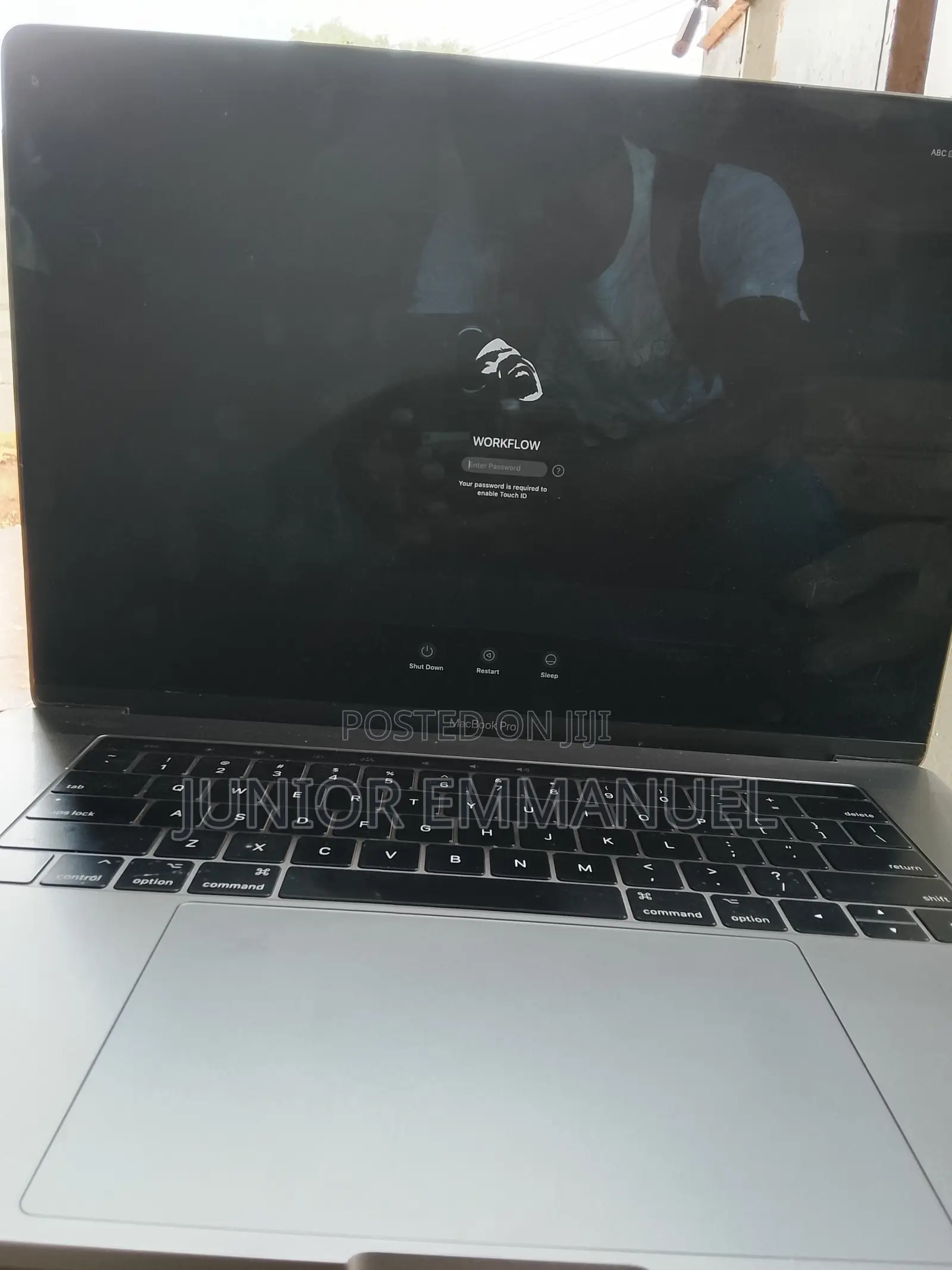 Laptop Apple MacBook Pro 2017 16GB Intel Core i7 SSD 512GB