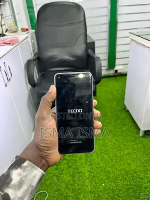 Tecno Camon 18i 128 GB Black