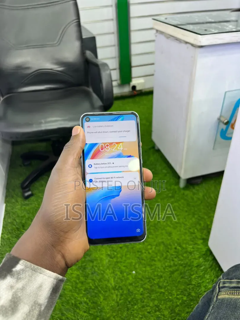 Tecno Camon 18i 128 GB Black