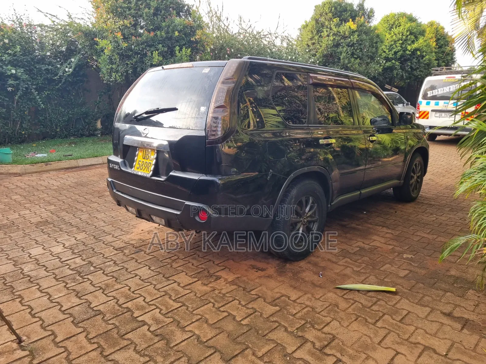 Nissan X-Trail 2010 Black
