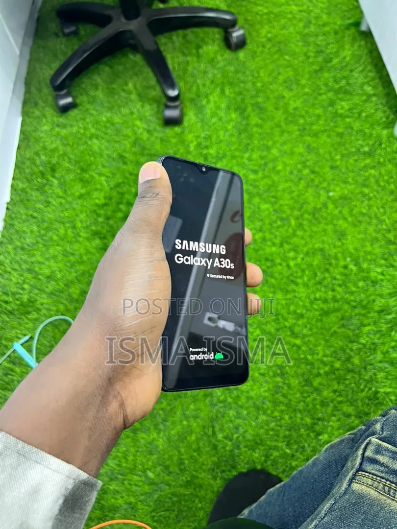 Samsung Galaxy A30s 64 GB Black