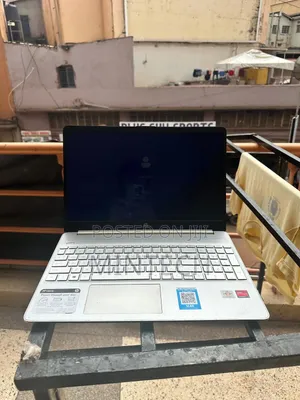 Laptop HP 15 8GB AMD A4 SSD 128GB