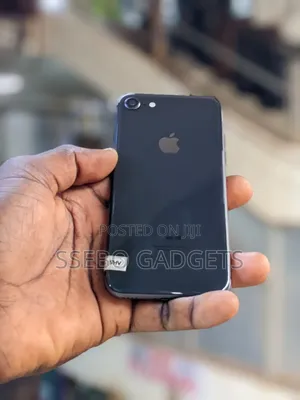Apple iPhone 8 64 GB Black