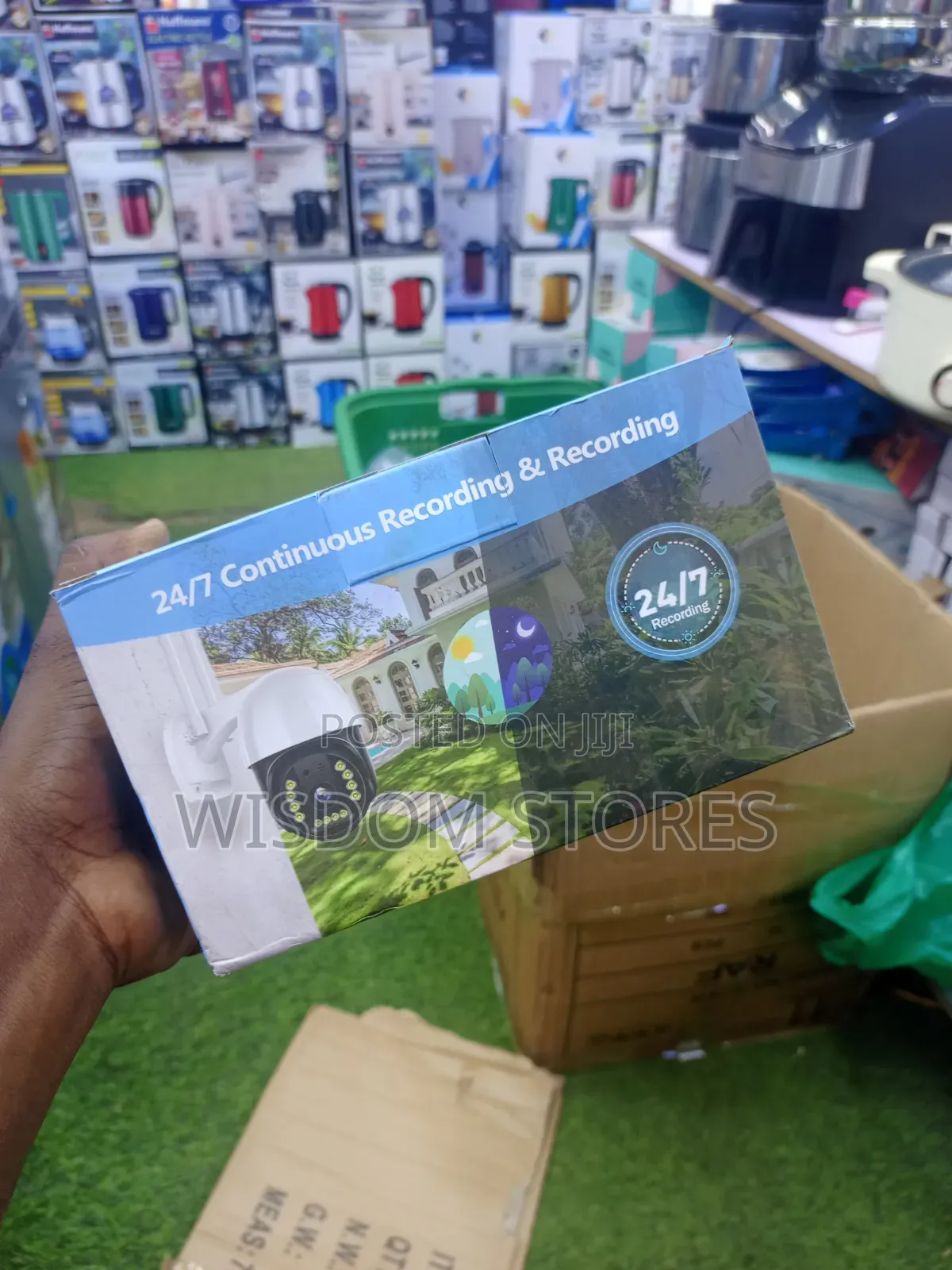 Outdoor Waterproof Pan/Tilt Smart Security Camera