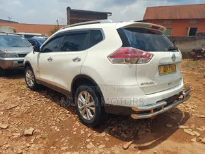 Nissan X-Trail 2015 White