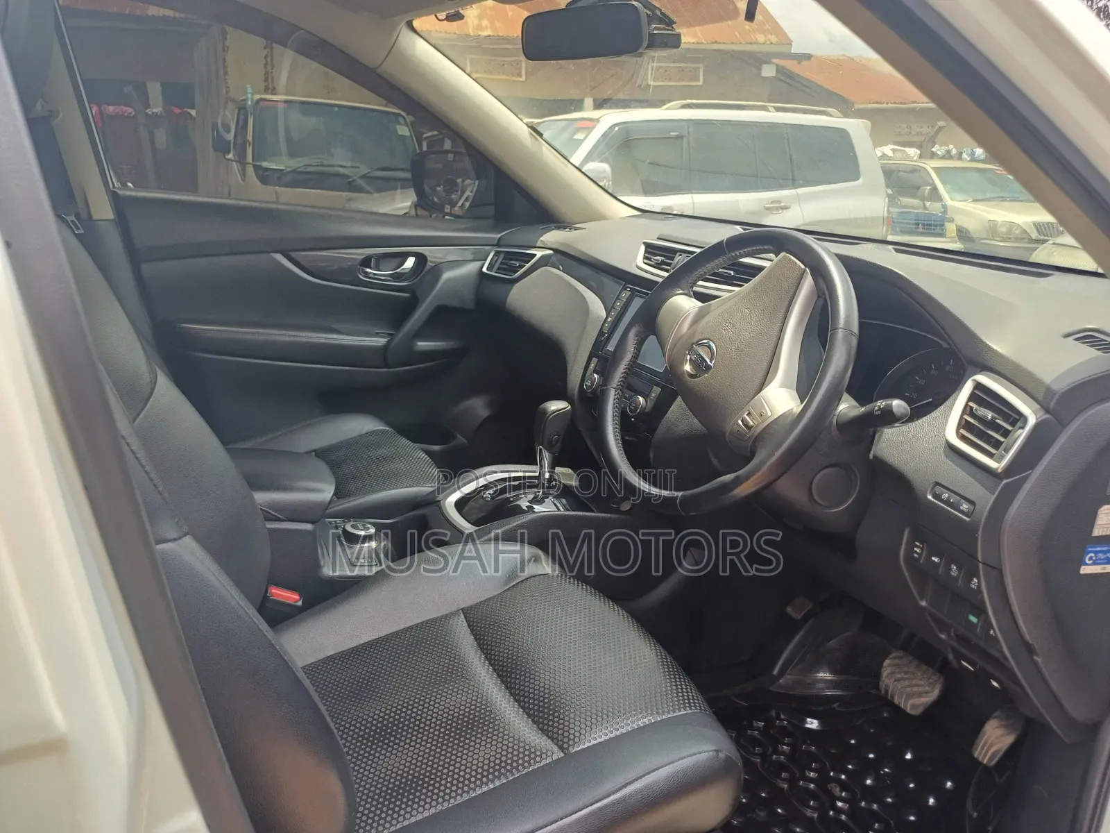 Nissan X-Trail 2015 White