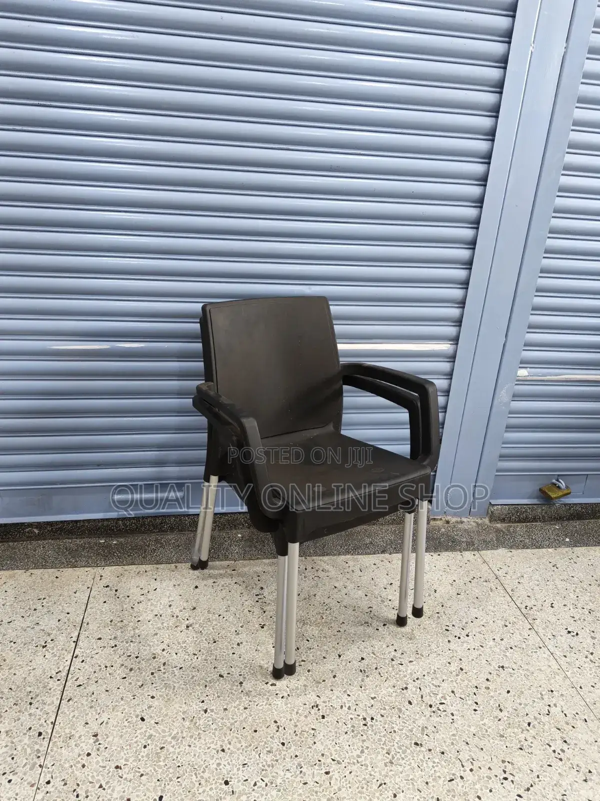 Metal Stands Plastic Chairs Plastic Chairs