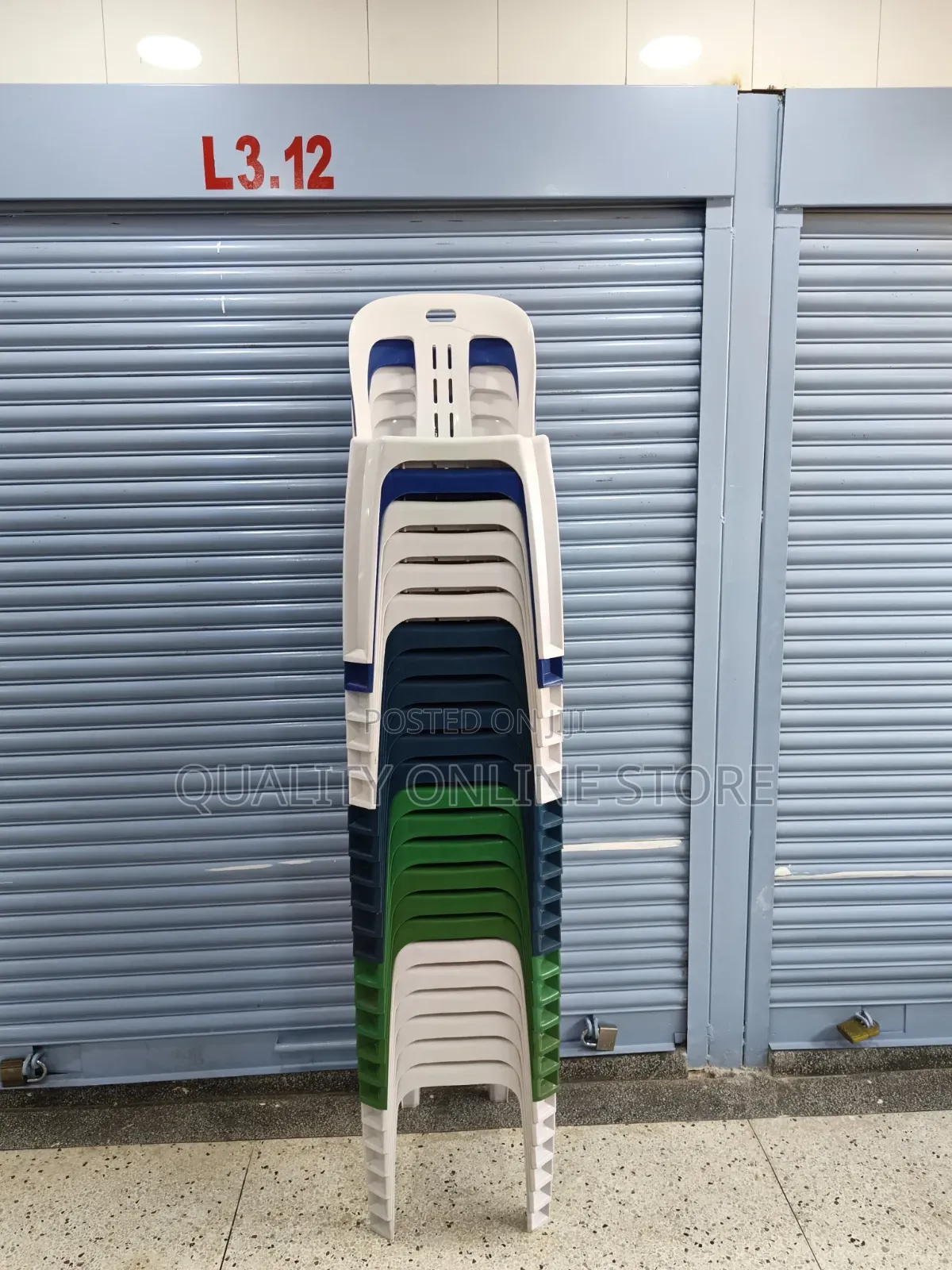 1pcs All White Plastic Chairs Plastic Chairs