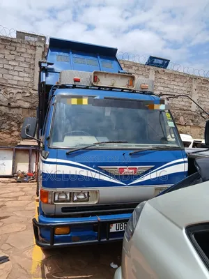 Hino Ranger Dumper
