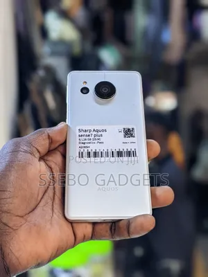 Sharp Aquos sense7 plus 128 GB White