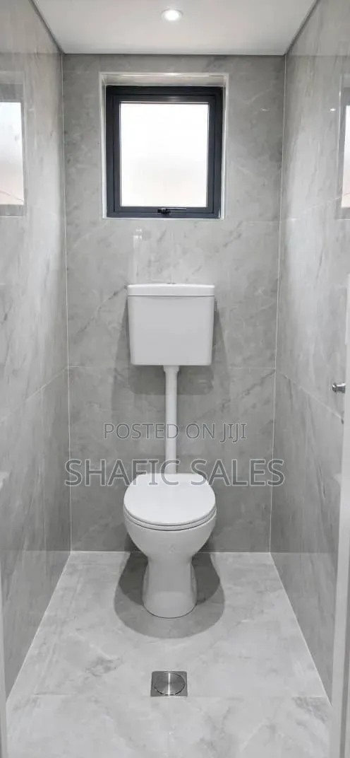 Toilet Seat With Cristian Press Plastic Frencia Good Quality All Type