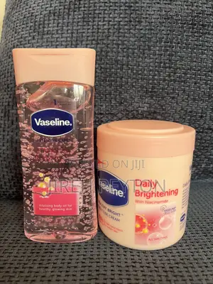 Vaseline Daily Brightening Combo