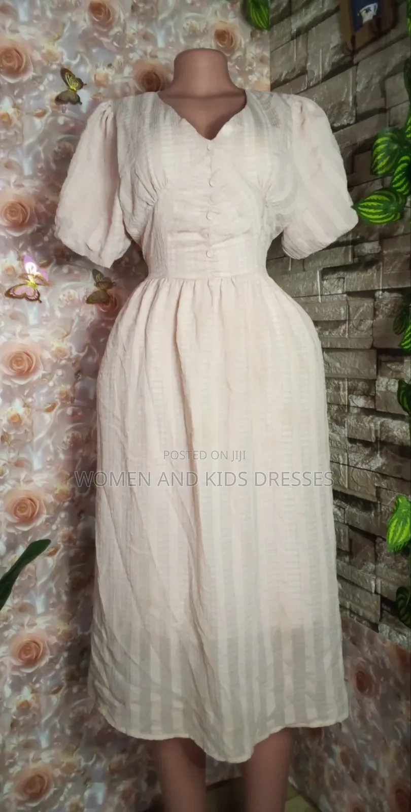 Women Classic Dresses Available in Only One Colour and Size M