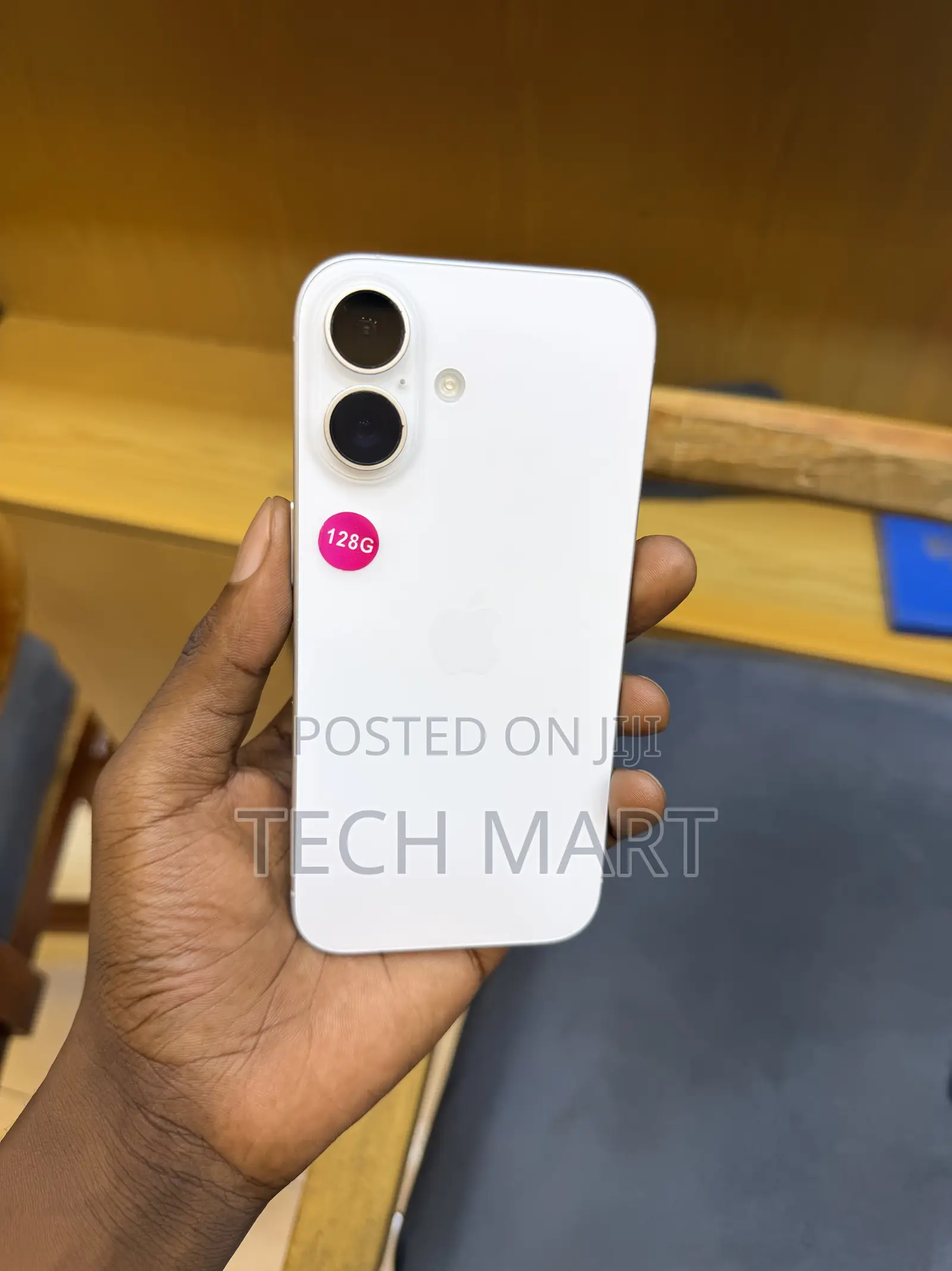 Apple iPhone 16 128 GB White