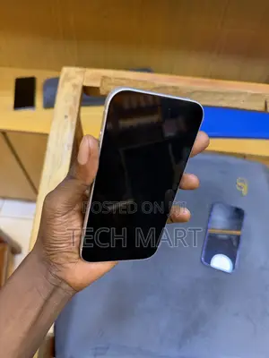 Apple iPhone 16 128 GB White