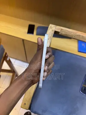 Apple iPhone 16 128 GB White