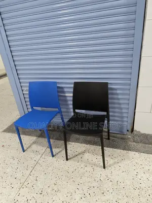 Cloud Indoor/Outdoor Plastic Chairs Plastic Chairs